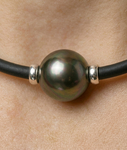Tahitian Round Pearl Rubber Necklace - Various Sizes - Secondary Image