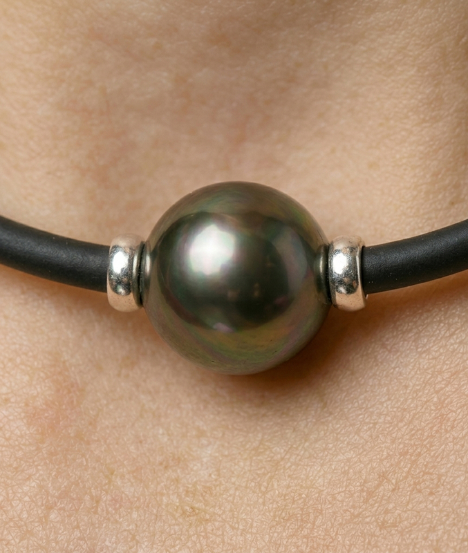 Tahitian Round Pearl Rubber Necklace - Various Sizes - Secondary Image