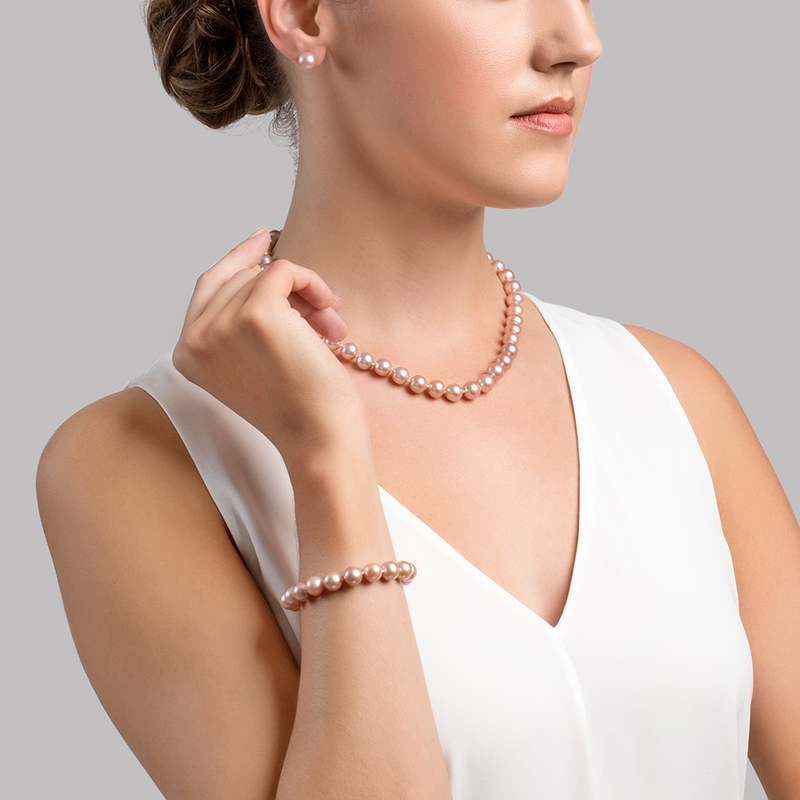 8.5-9.5mm Pink Freshwater Pearl Necklace, Bracelet & Earrings - Model Image