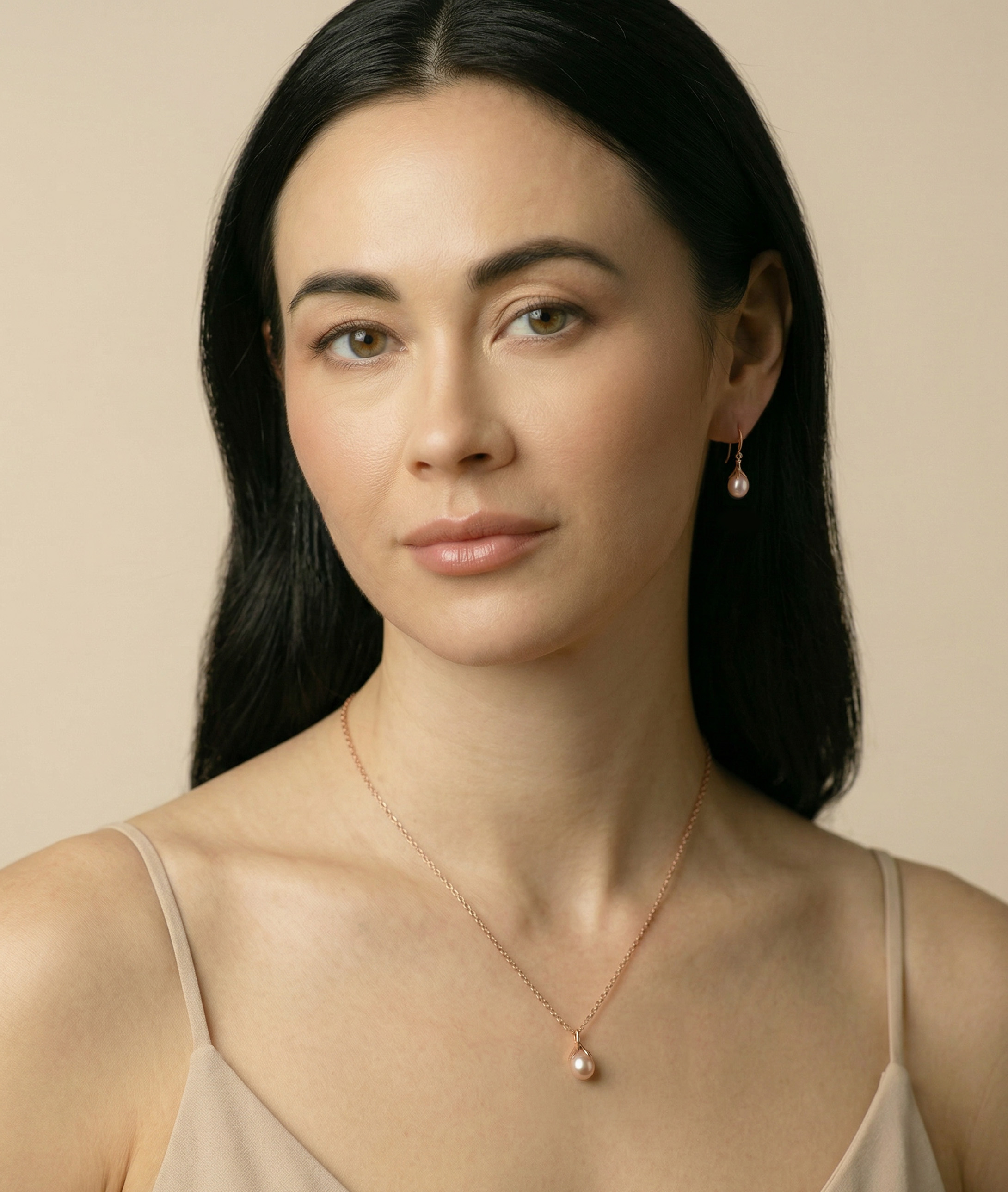 10-11mm Pink Freshwater Pearl Rose Gold Plated Olive Drop Pendant and Earrings Set - Model Image