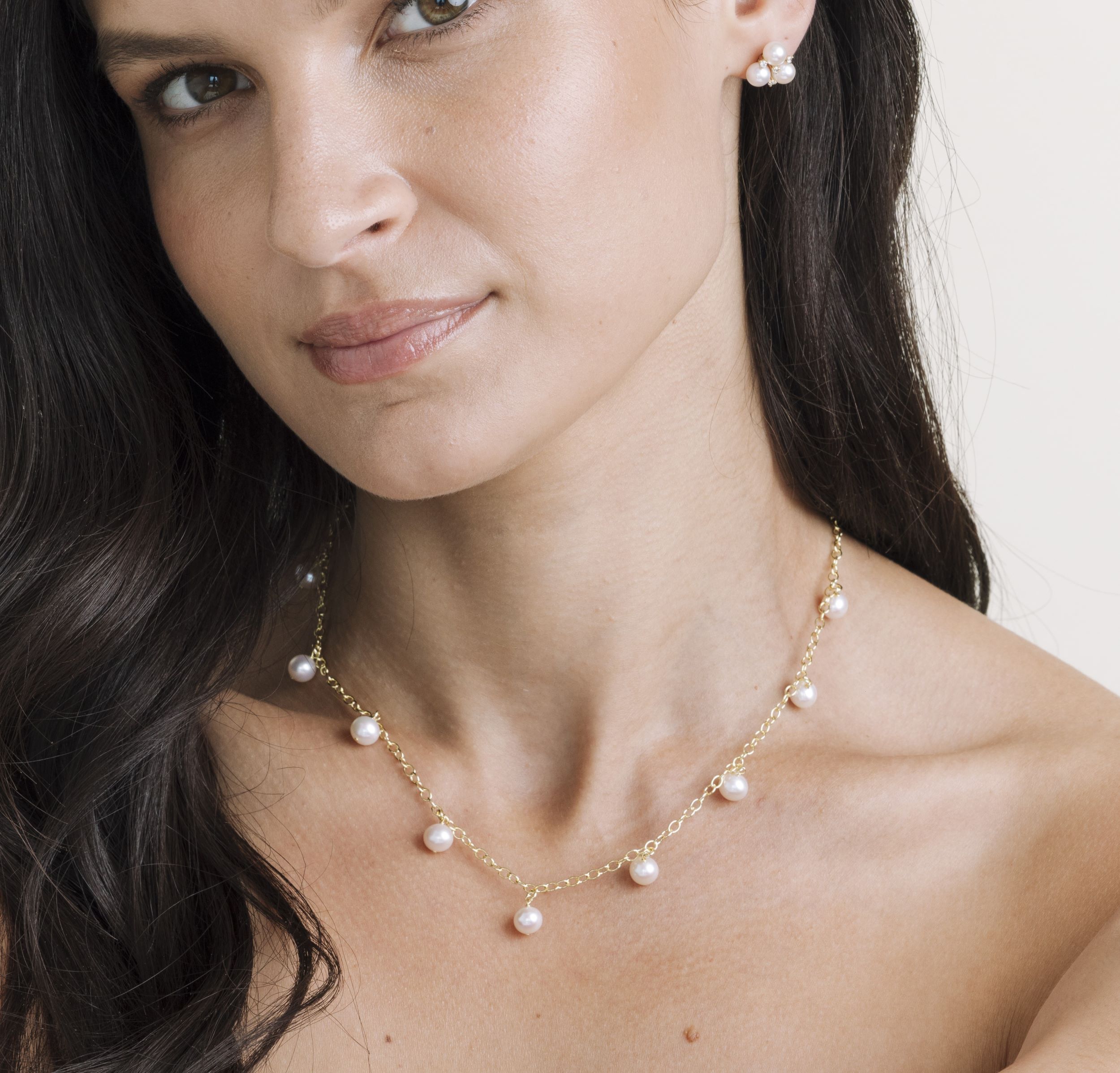 White Freshwater Pearl Isabella Necklace