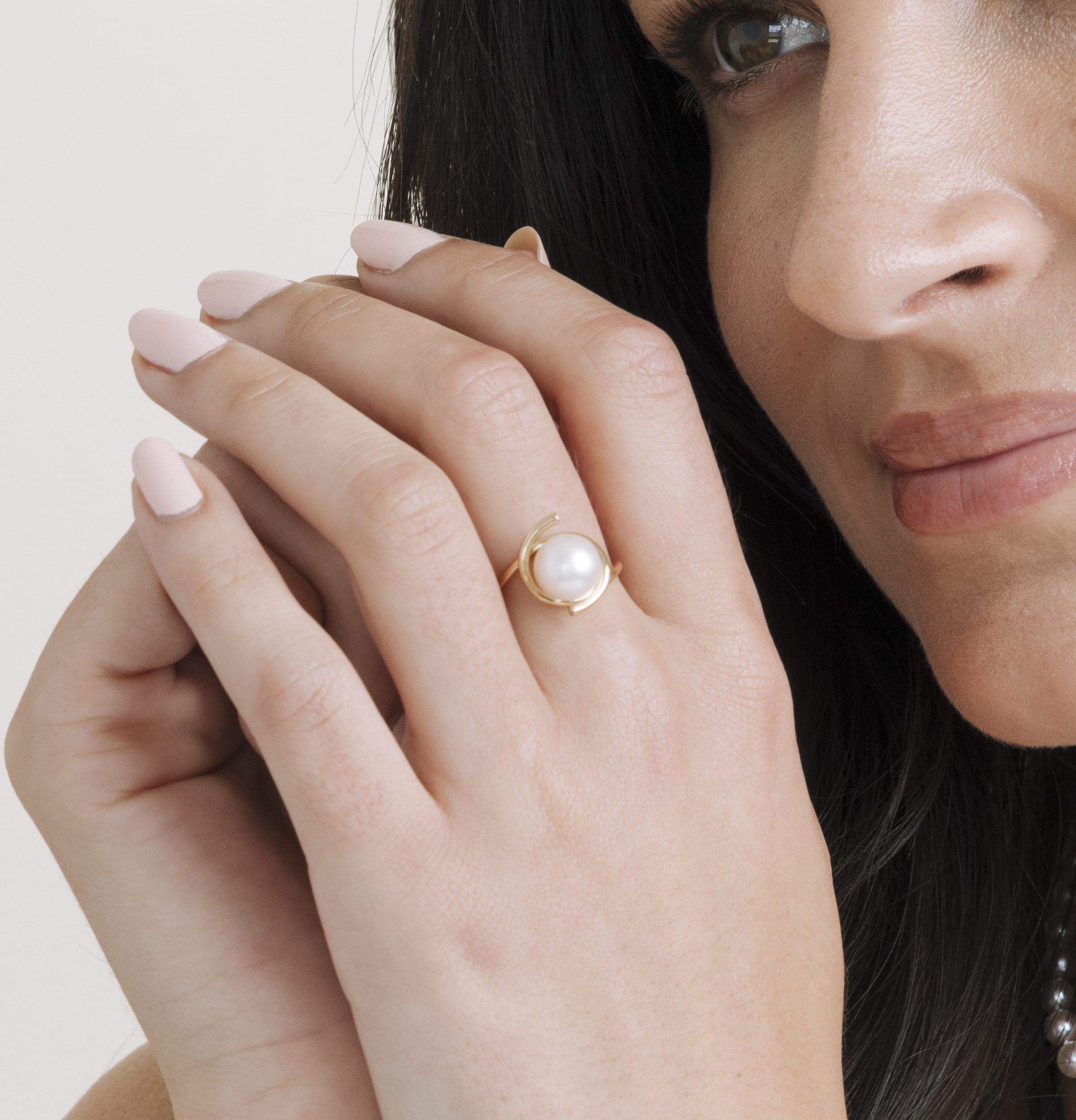 14K Gold White South Sea Pearl Felicia Ring