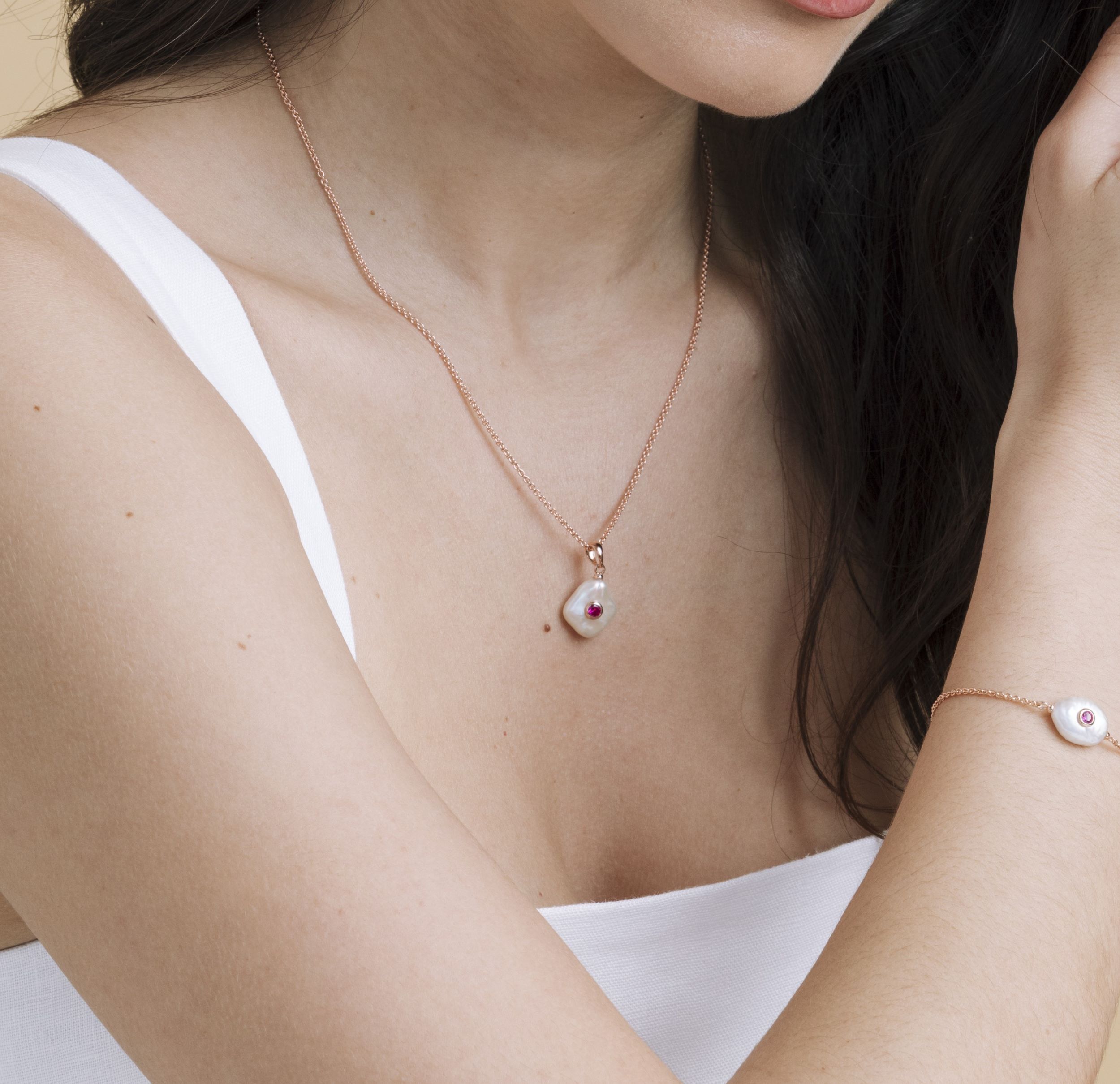White Freshwater Baroque Pearl Tincup Nava Pendant