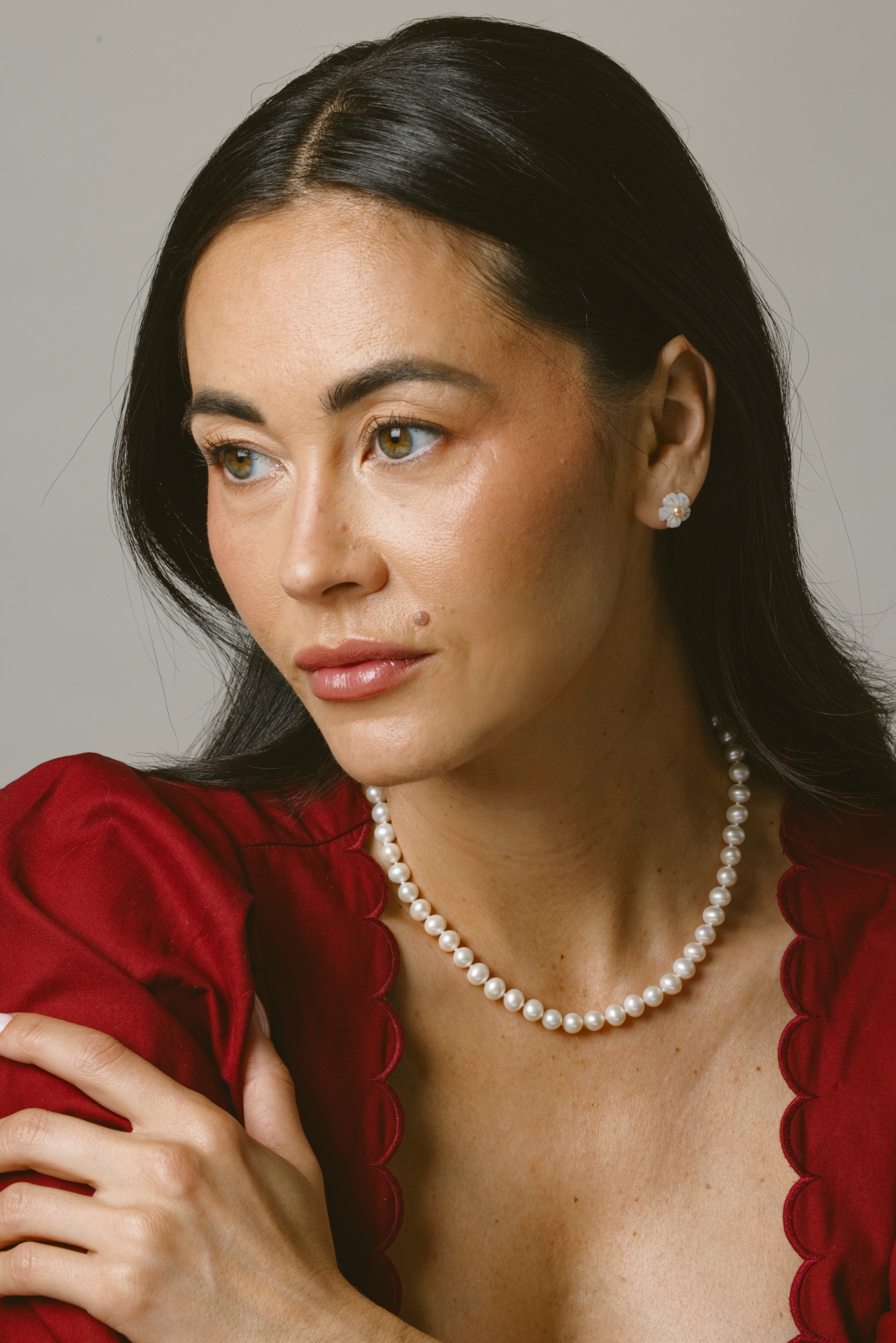 Pink Freshwater Button-Shape Cultured Pearl on Mother of Pearl Flower Lotus Earrings