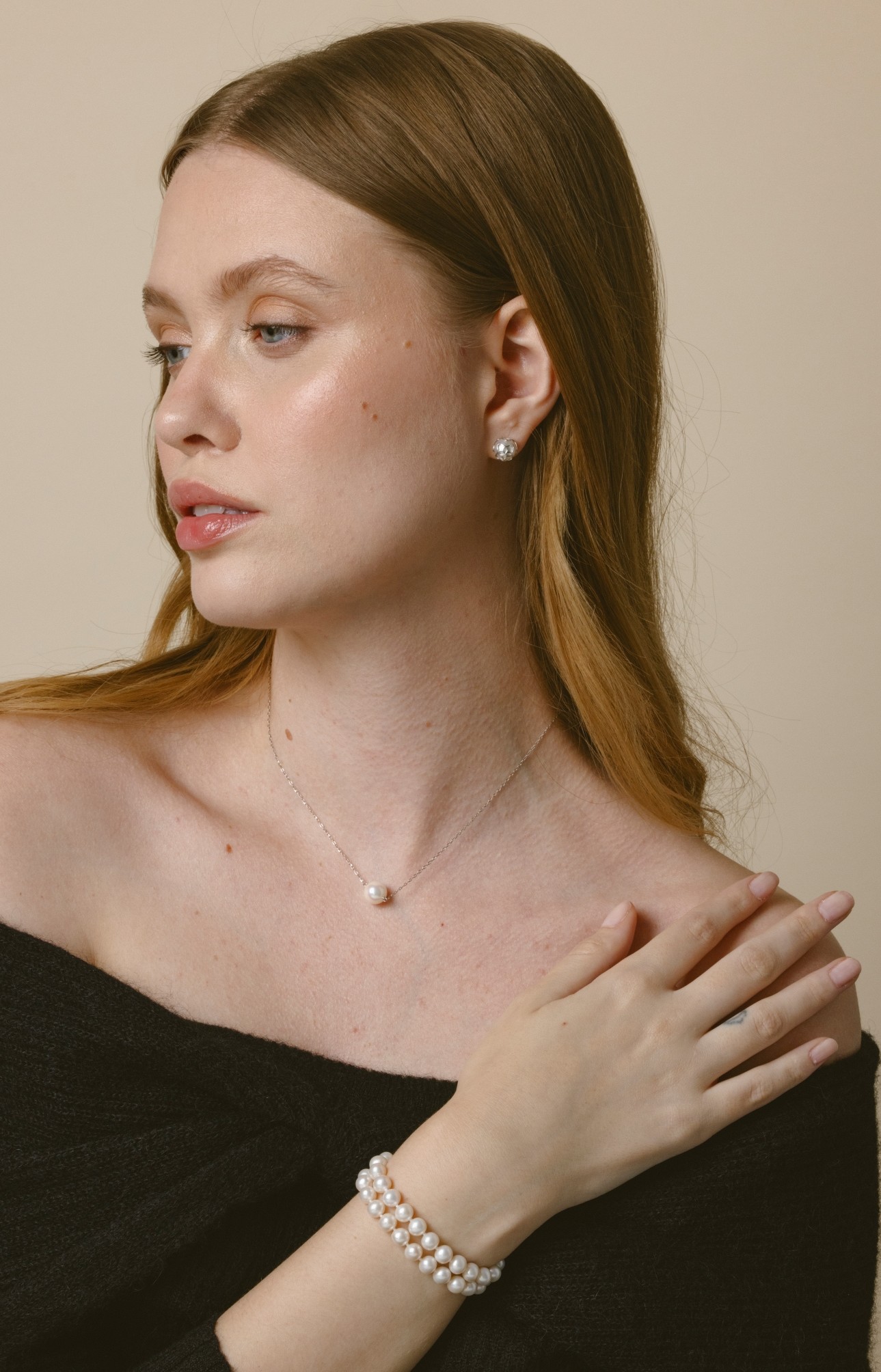 Freshwater Pearl Cora Earrings