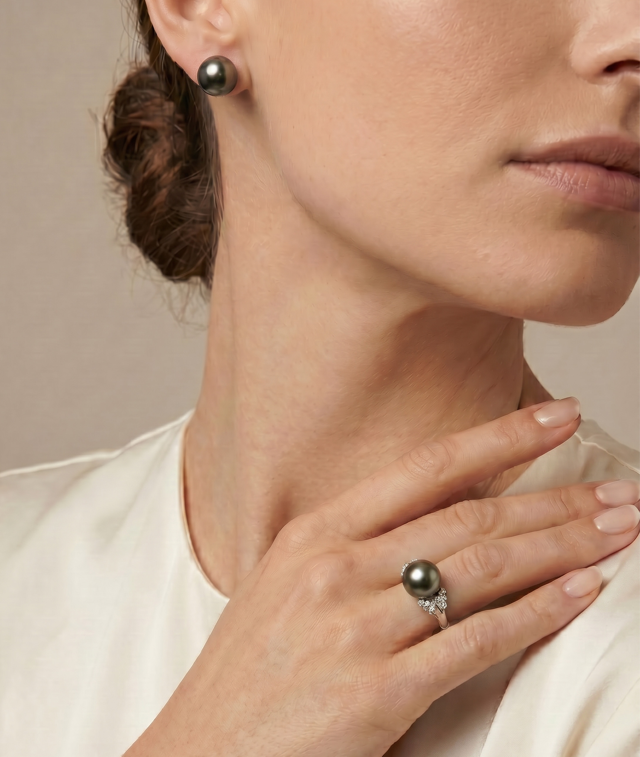 Tahitian South Sea Pearl & Diamond Nora Ring - Model Image